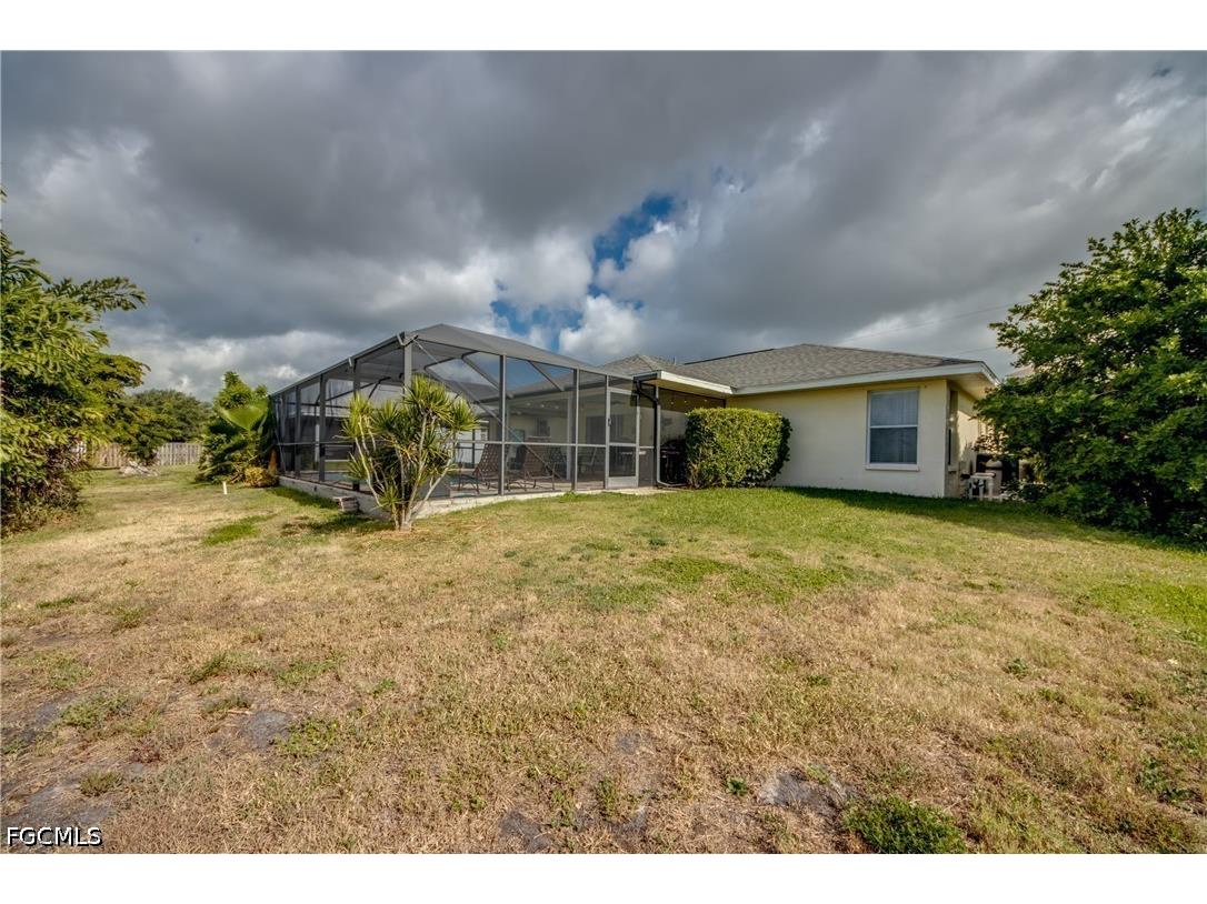 1728 SW 15th Street Cape Coral FL 33991 2026027132 image48