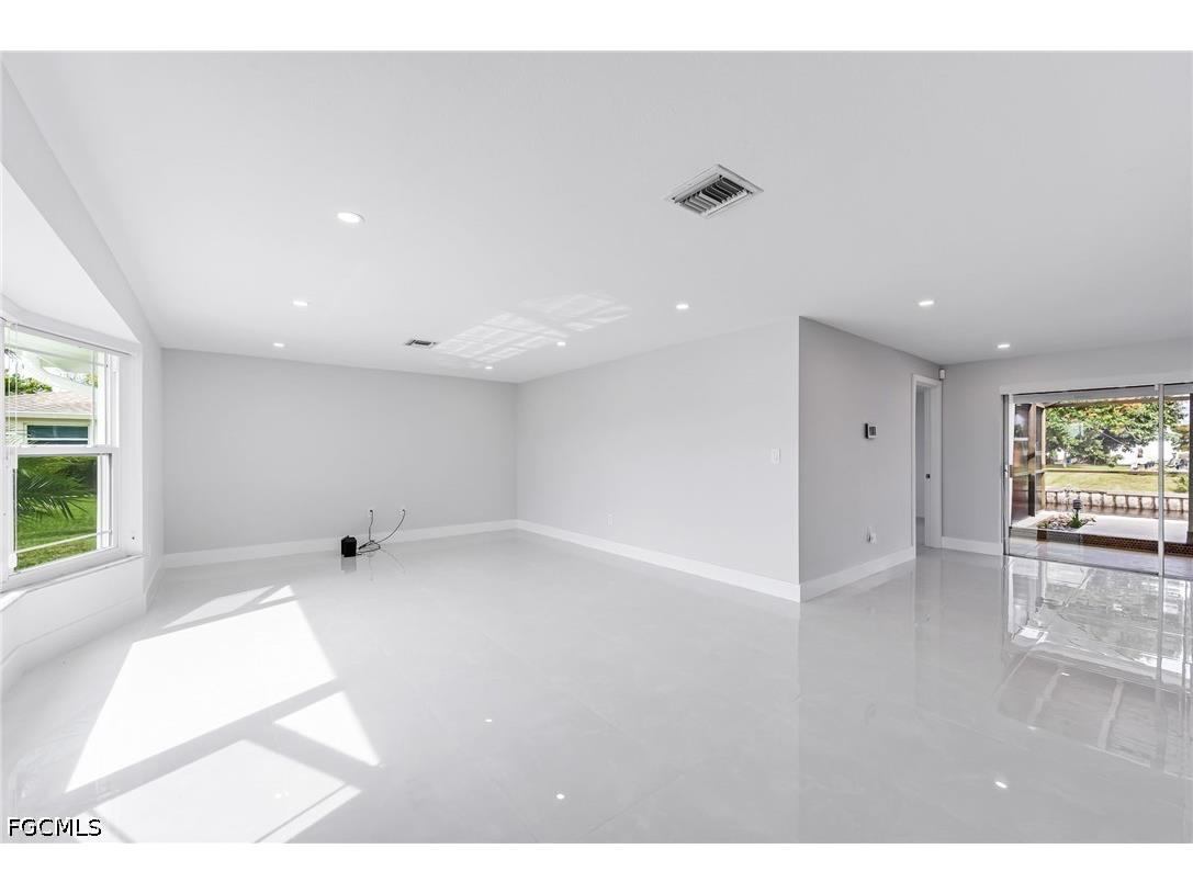 1729 Cascade Way N North Fort Myers FL 33917 2026028956 image10