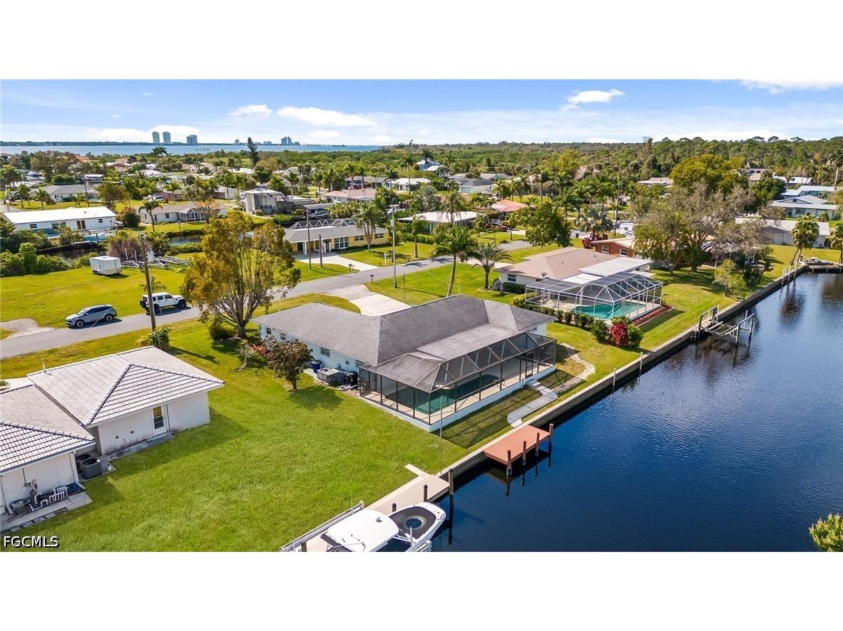 1729 Cascade Way N North Fort Myers FL 33917 2026028956 image3