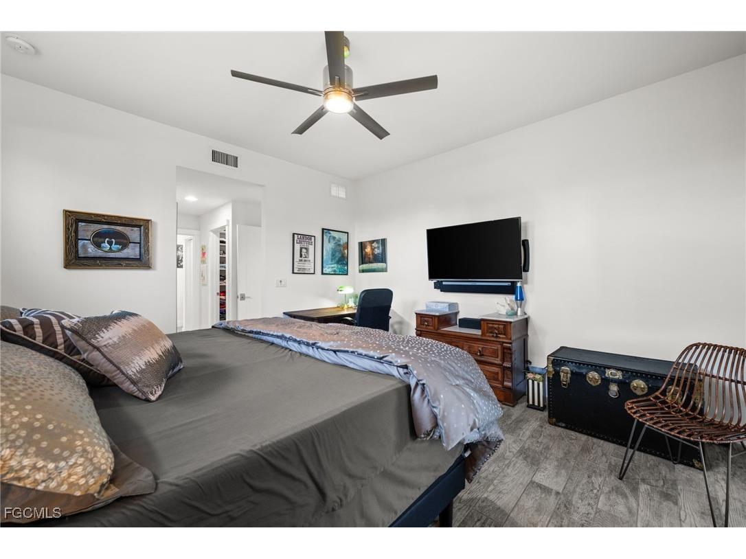 1729 SW 17th Place Cape Coral FL 33991 2026000724 image16