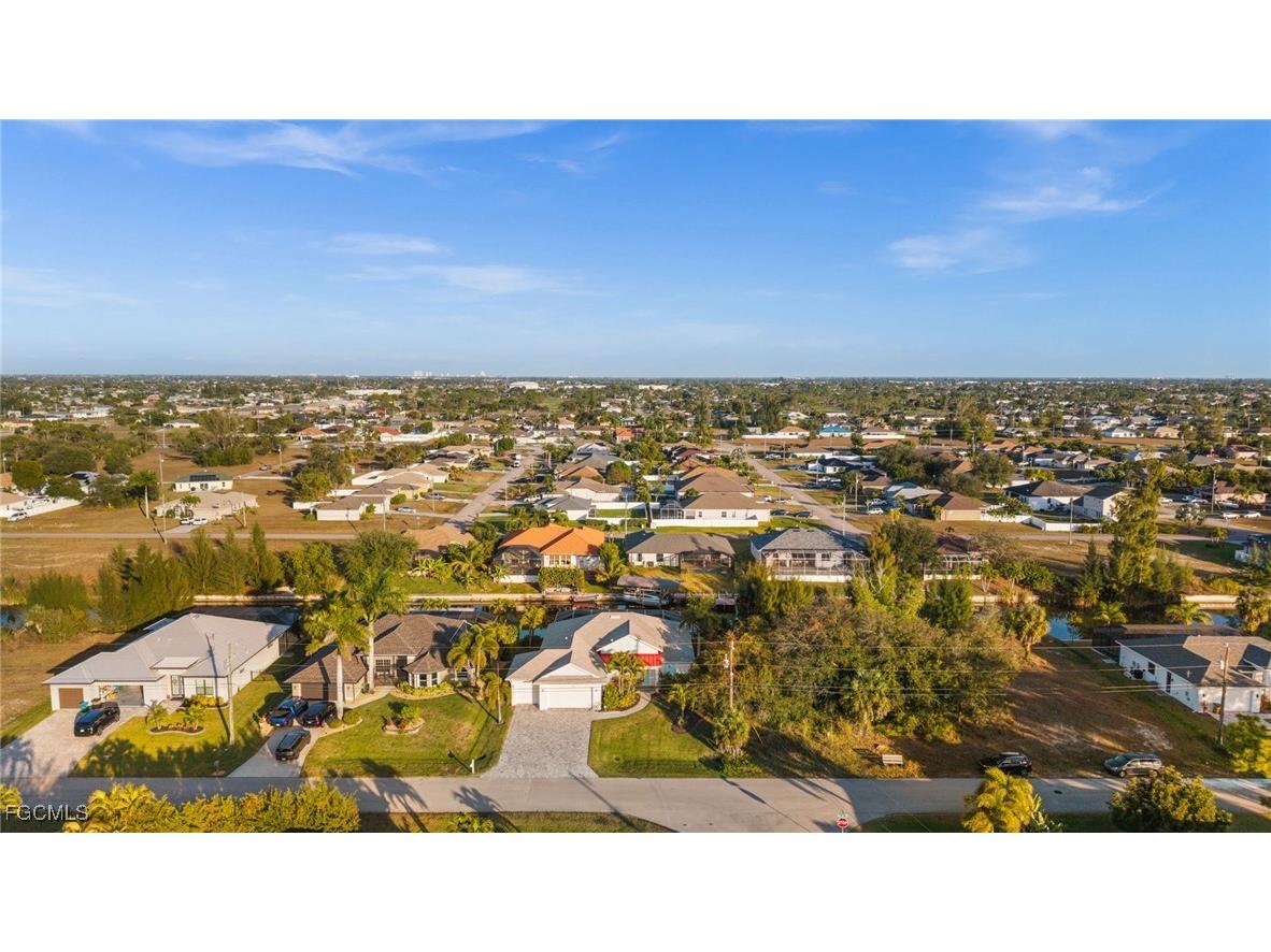 1729 SW 17th Place Cape Coral FL 33991 2026000724 image37