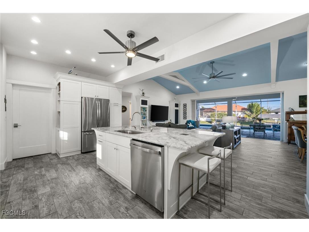 1729 SW 17th Place Cape Coral FL 33991 2026000724 image6