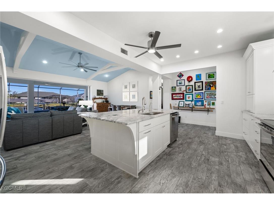 1729 SW 17th Place Cape Coral FL 33991 2026000724 image8