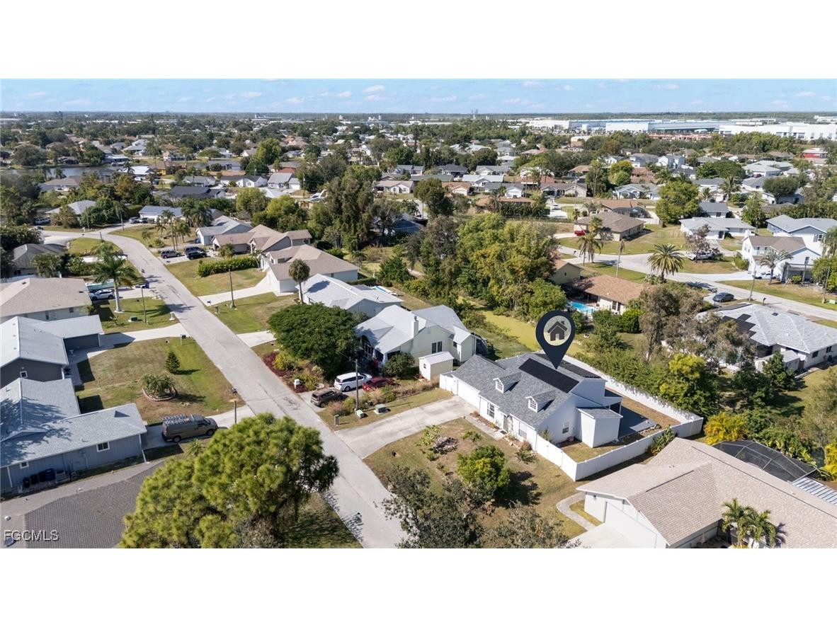 17298 Knight Drive Fort Myers FL 33967 2025021141 image1