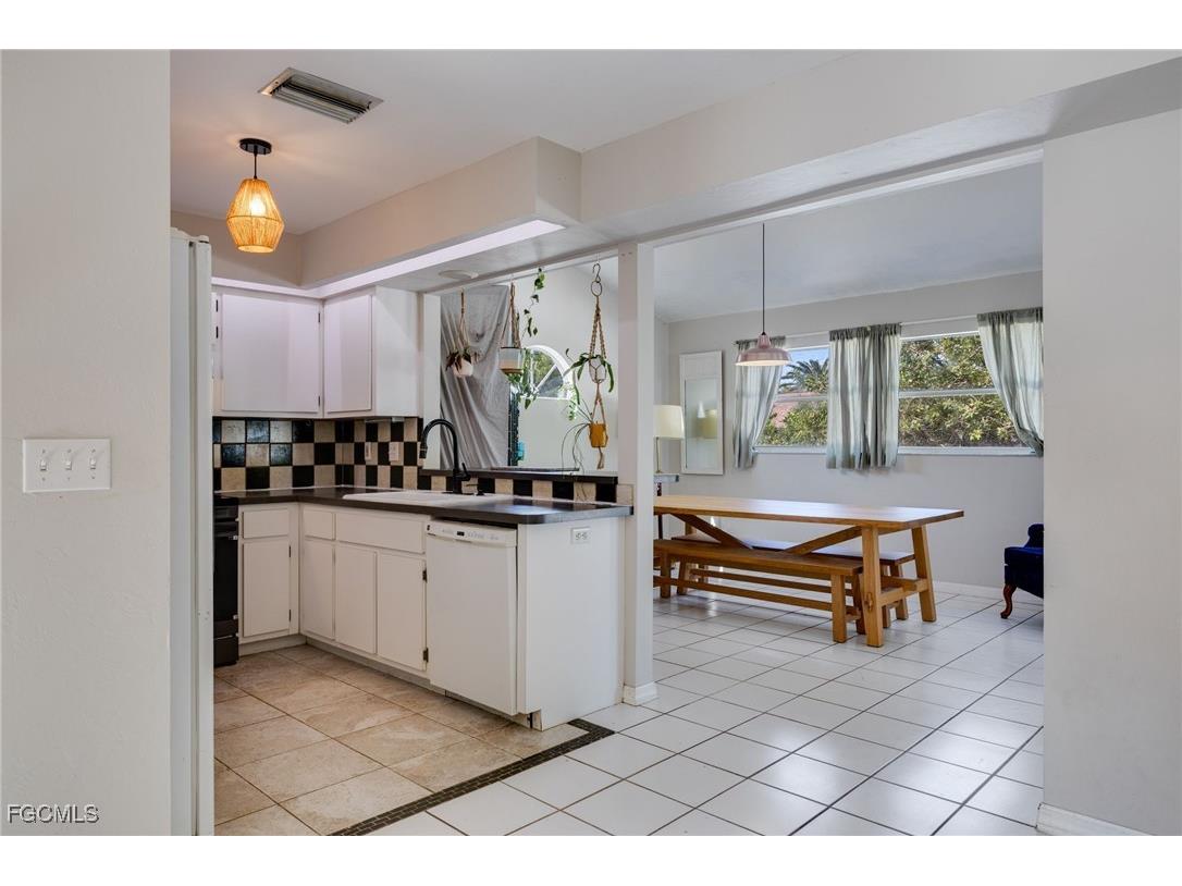 17298 Knight Drive Fort Myers FL 33967 2025021141 image14