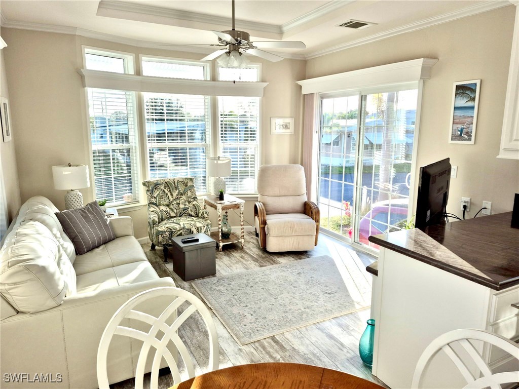 173 Redwood Lane #8 Naples FL 34114 225084958 image7