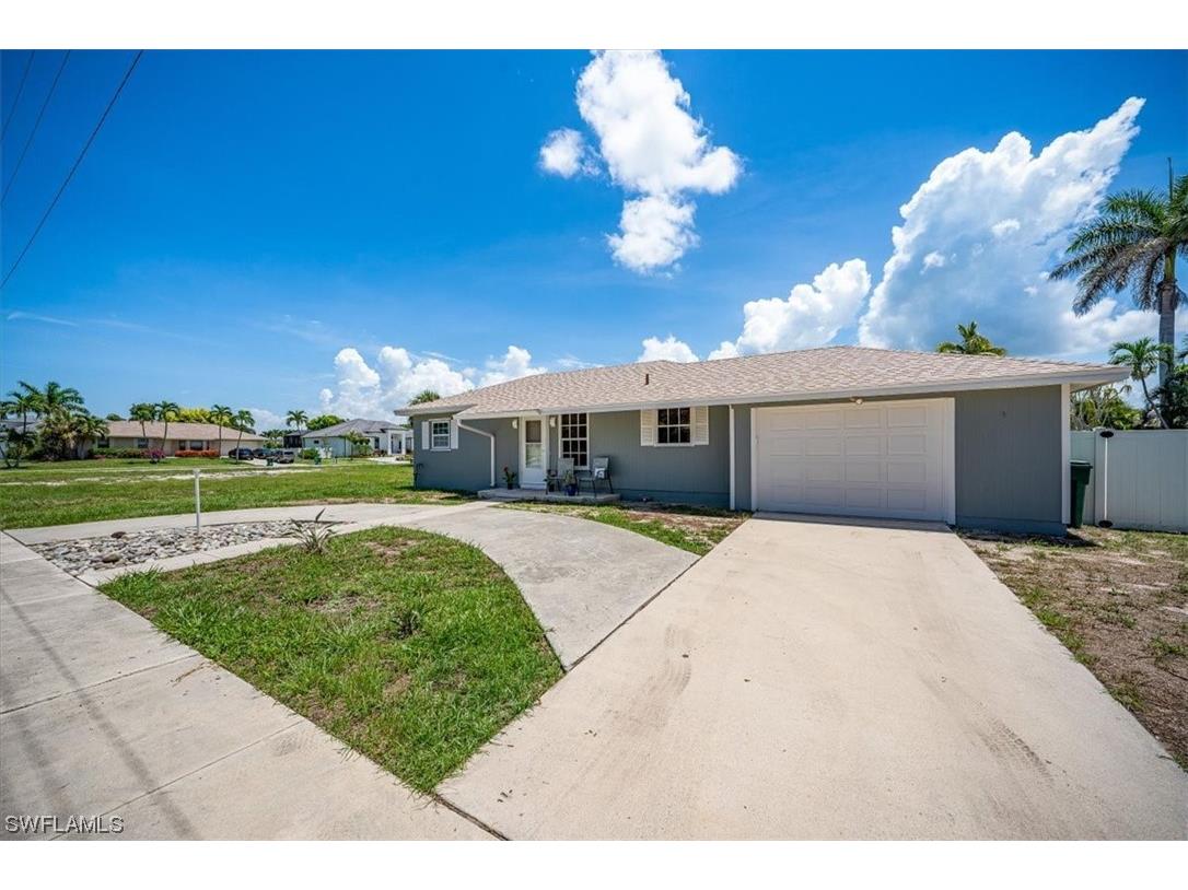 173 Tahiti Road Marco Island FL 34145 223050873 image1