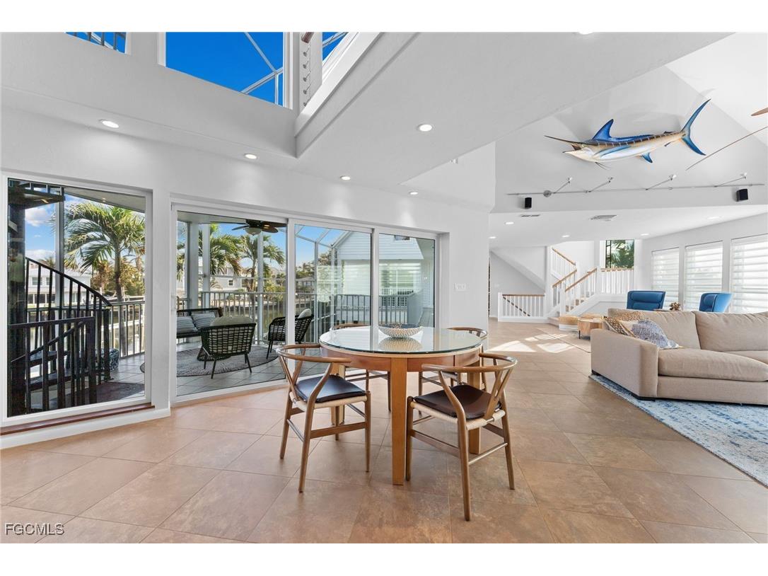 1730 Jewel Box Drive Sanibel FL 33957 2025017150 image10