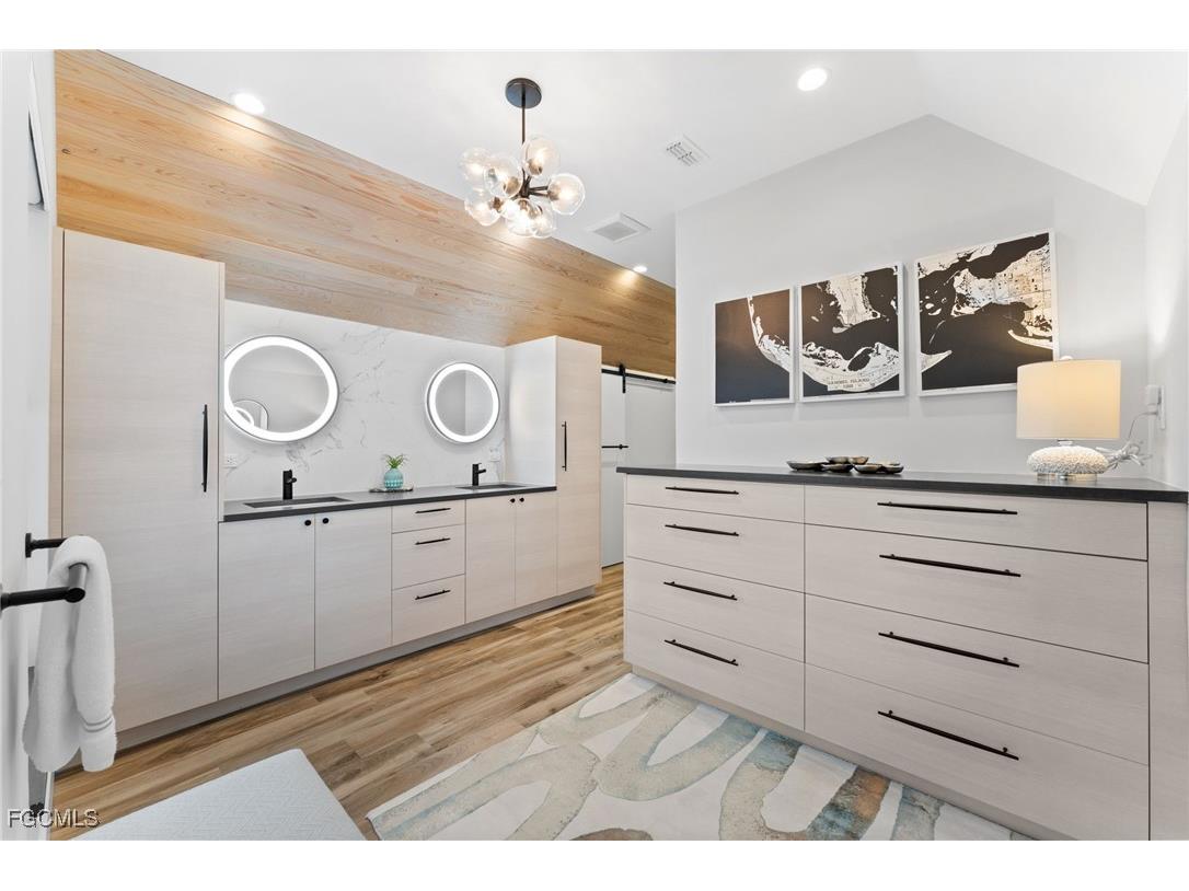 1730 Jewel Box Drive Sanibel FL 33957 2025017150 image37