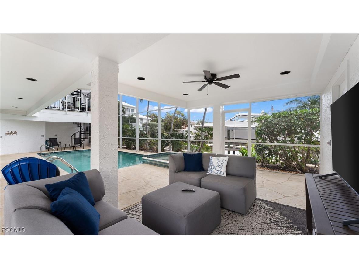 1730 Jewel Box Drive Sanibel FL 33957 2025017150 image39