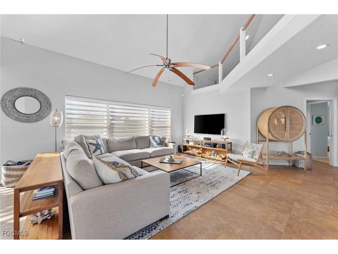 1730 Jewel Box Drive Sanibel FL 33957 2025017150 image7