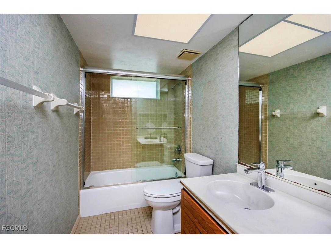  Sanibel FL 33957 2025019651 image16