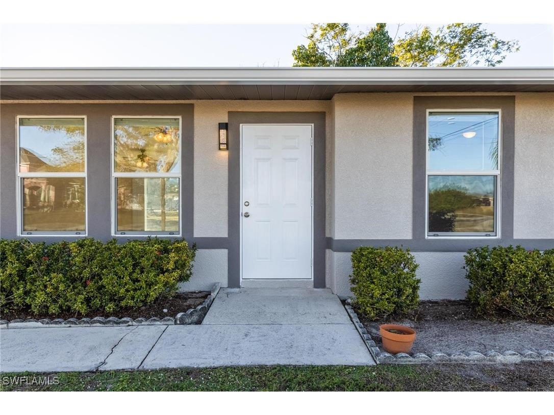 1730 NE 16th Place Cape Coral FL 33909 224085897 image1