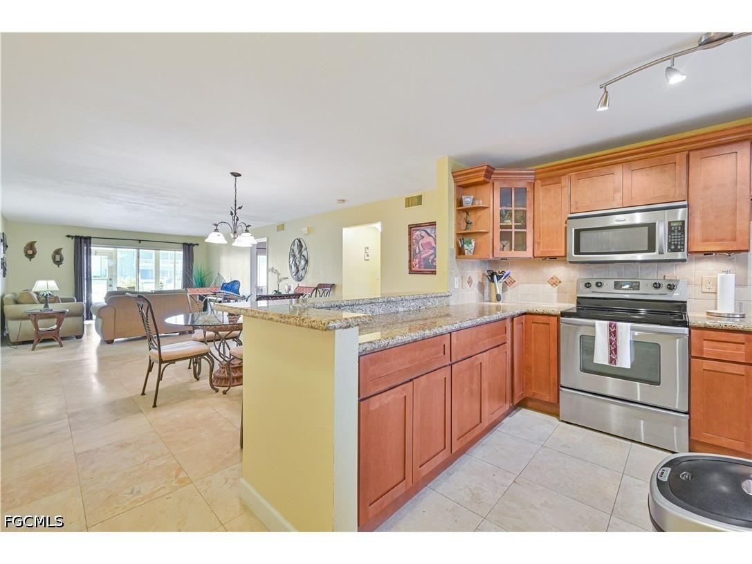 1730 Sandy Circle #105 Cape Coral FL 33904 2026016727 image5