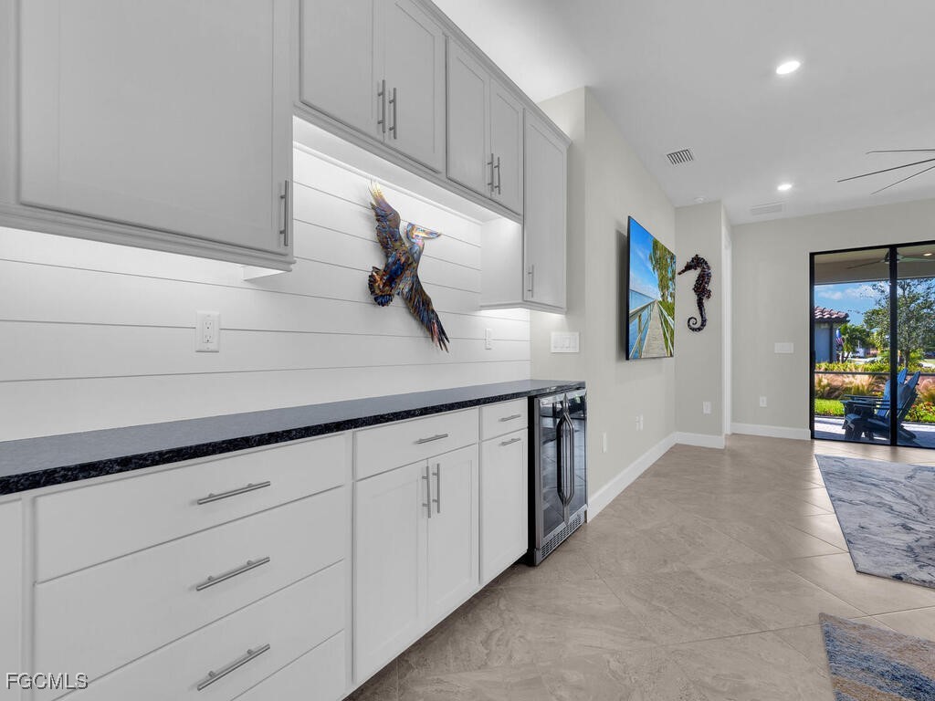 17300 Corsini Drive Fort Myers FL 33913 2025022439 image10