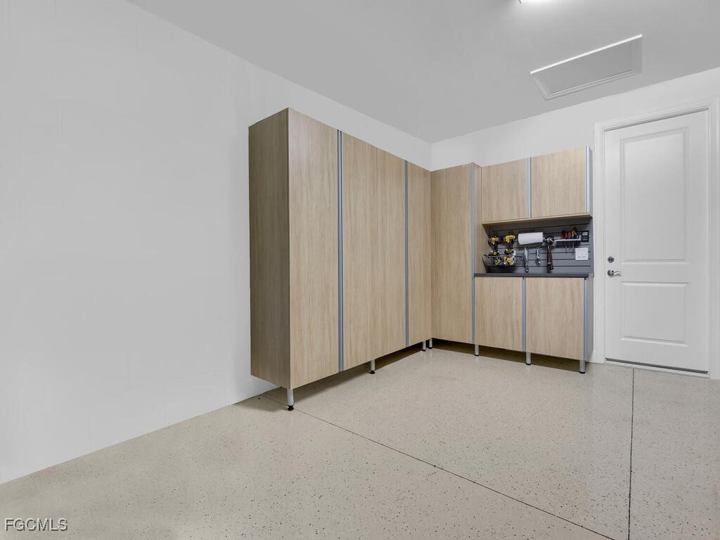 17300 Corsini Drive Fort Myers FL 33913 2025022439 image32