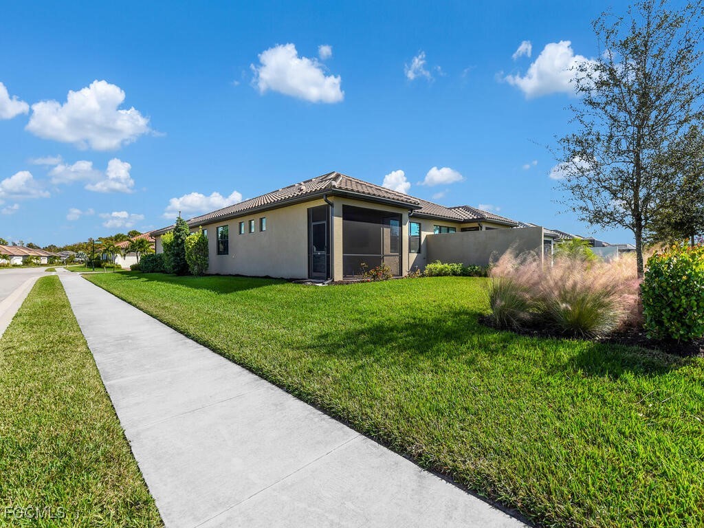 17300 Corsini Drive Fort Myers FL 33913 2025022439 image39