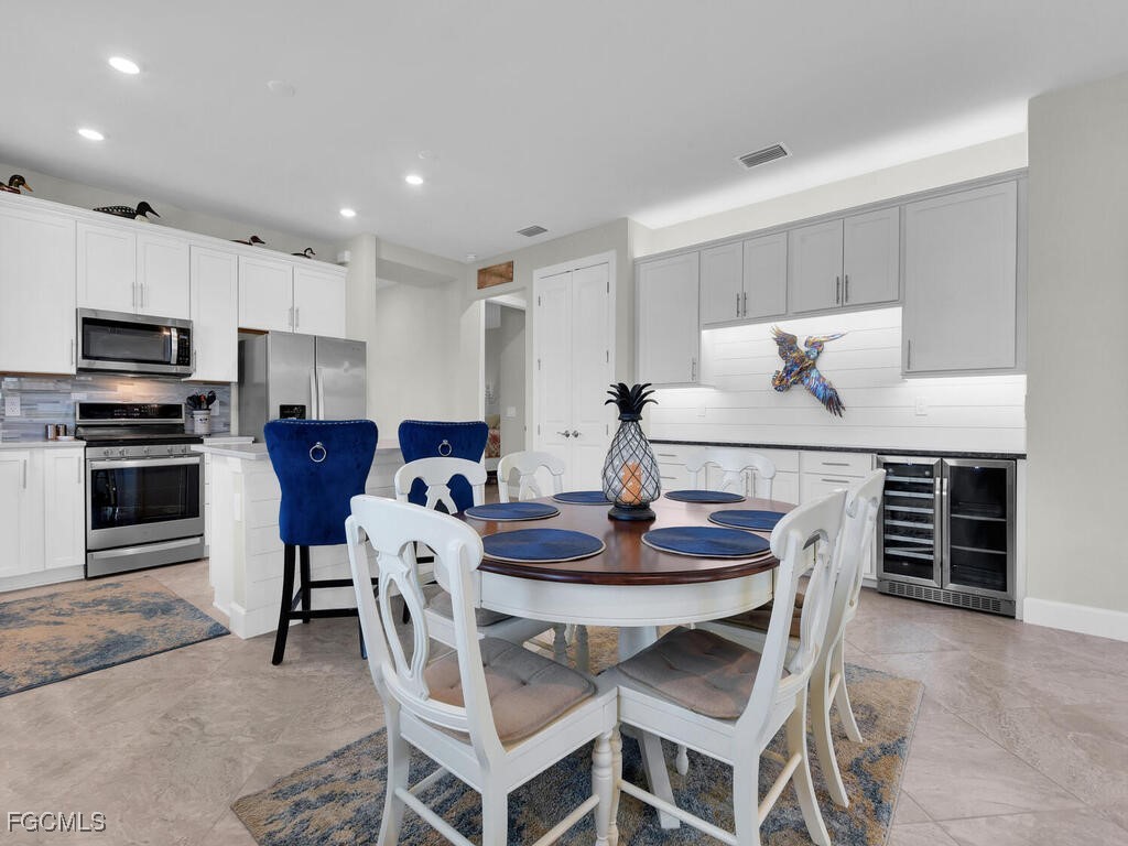 17300 Corsini Drive Fort Myers FL 33913 2025022439 image5