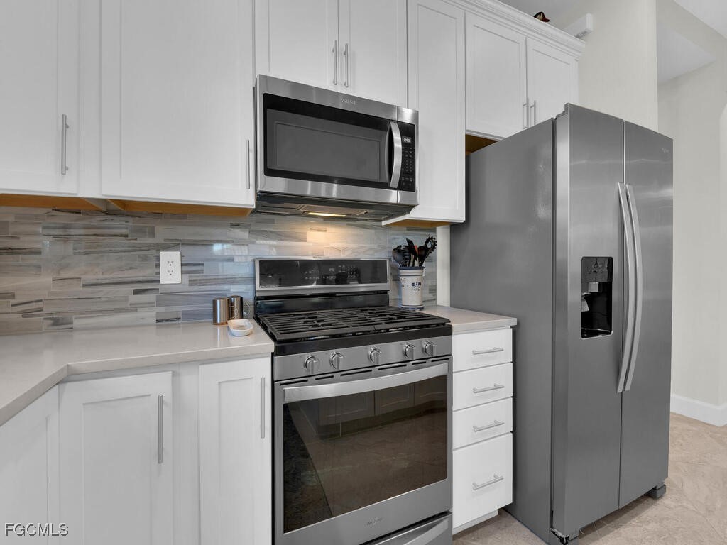 17300 Corsini Drive Fort Myers FL 33913 2025022439 image8