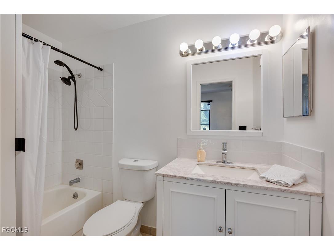17301 Timber Oak Lane Fort Myers FL 33908 2025025731 image10