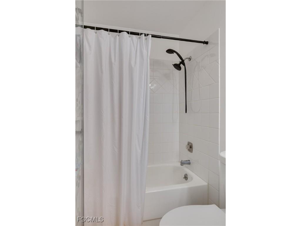 17301 Timber Oak Lane Fort Myers FL 33908 2025025731 image11