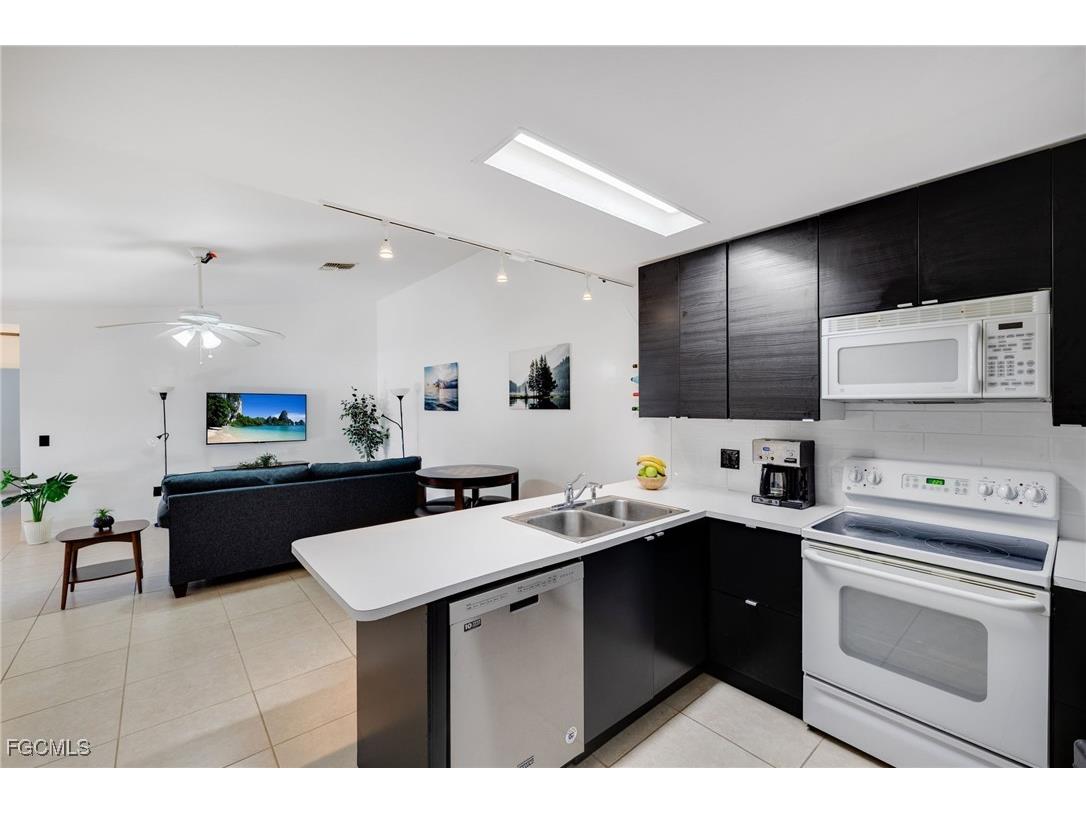 17301 Timber Oak Lane Fort Myers FL 33908 2025025731 image6