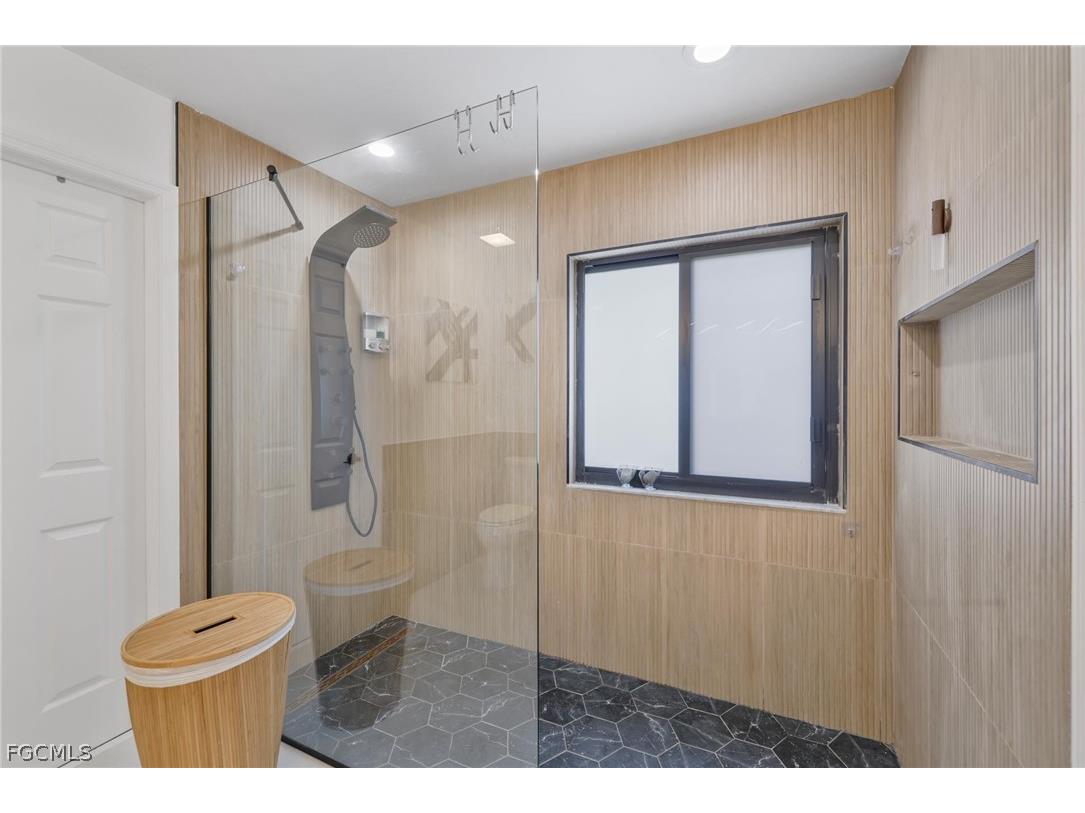 17304 Vagabond Circle Punta Gorda FL 33955 2026008880 image24