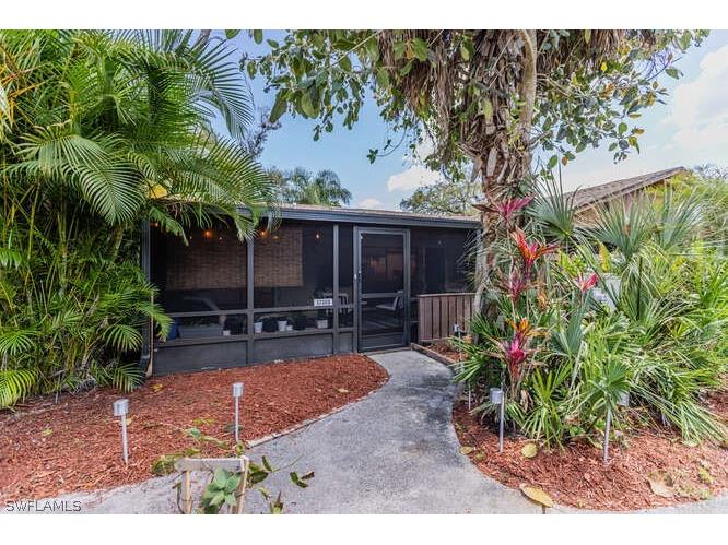 17308 Timber Oak Lane Fort Myers FL 33908 226010794 image2