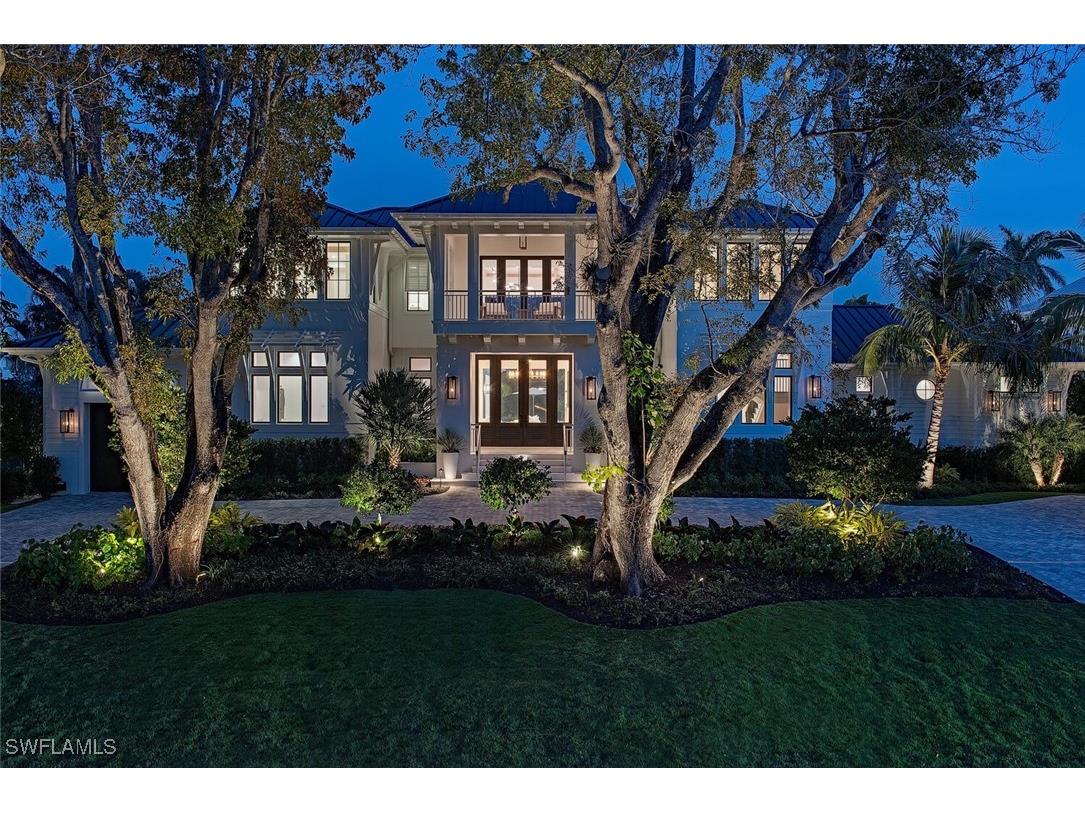 1731 Gordon Drive Naples FL 34102 225079790 image1