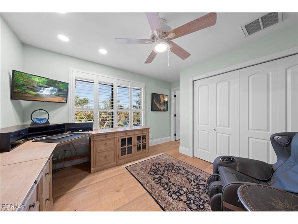 1731 Venus Drive Sanibel FL 33957 2025016859 image25