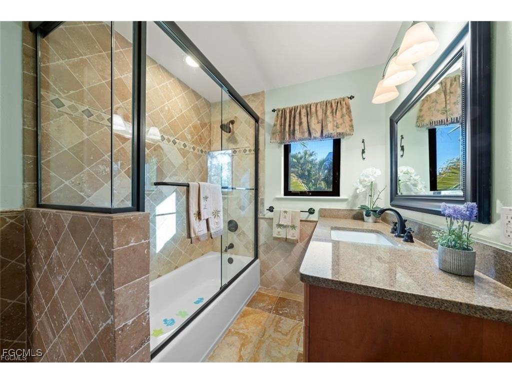 1731 Venus Drive Sanibel FL 33957 2025016859 image26