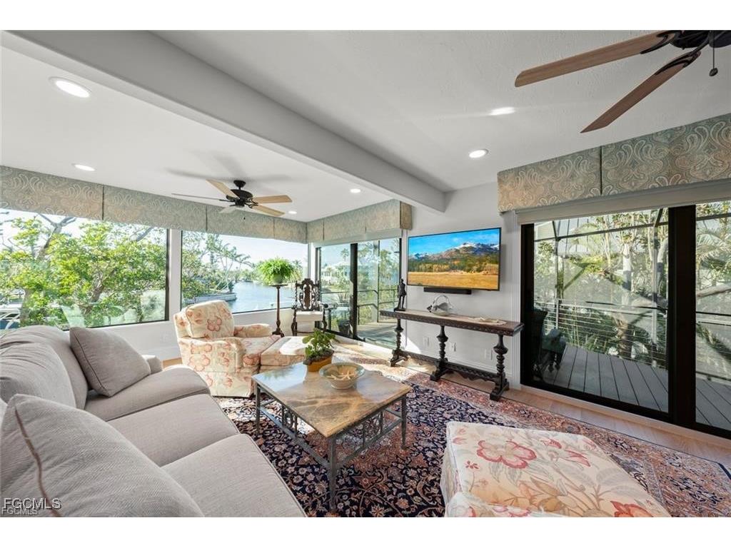 1731 Venus Drive Sanibel FL 33957 2025016859 image5