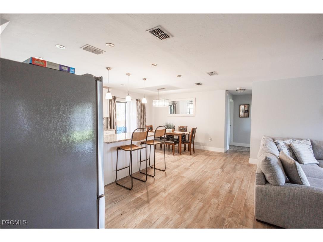 17312 Lee Road Fort Myers FL 33967 2025022469 image33