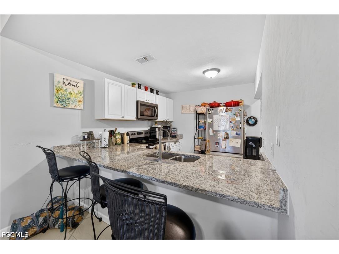 17318 Timber Oak Lane Fort Myers FL 33908 2026020756 image8