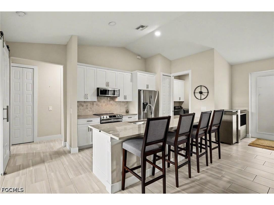 1732 SW 17th Avenue Cape Coral FL 33991 2026018366 image7