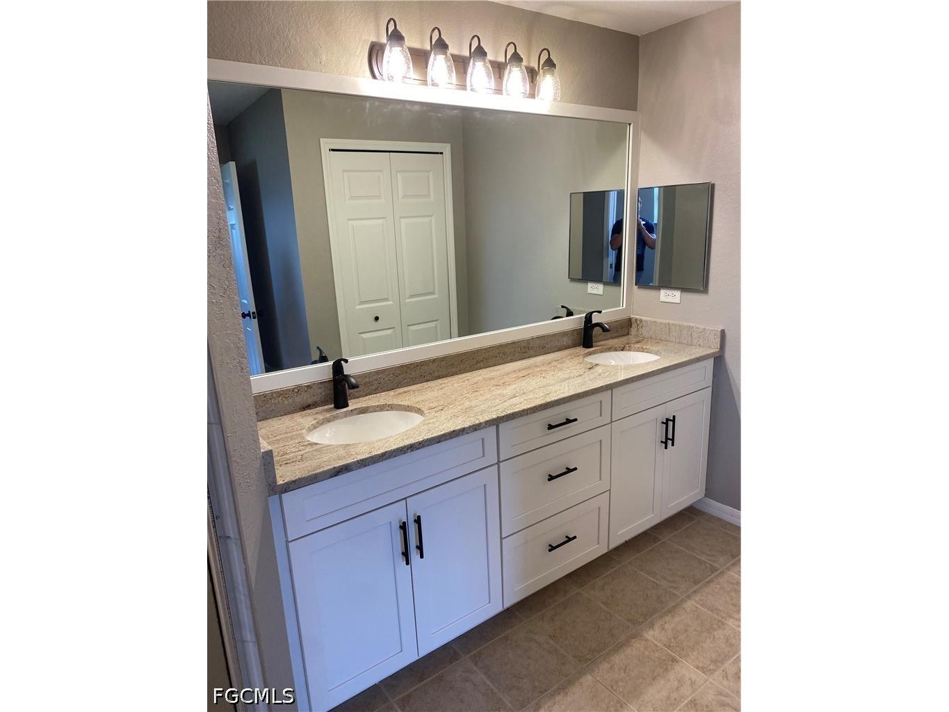 1732 SW 31st Lane Cape Coral FL 33914 2026028466 image8