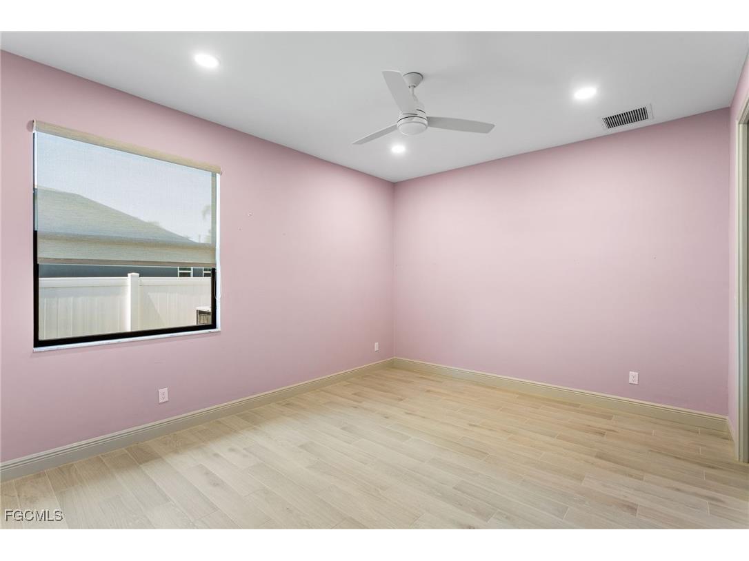 1732 SW 51st Street Cape Coral FL 33914 2025012711 image25
