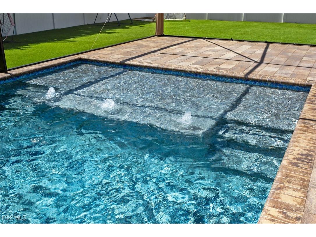 1732 SW 51st Street Cape Coral FL 33914 2025012711 image3