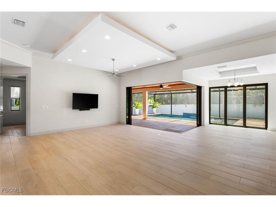 1732 SW 51st Street Cape Coral FL 33914 2025012711 image6