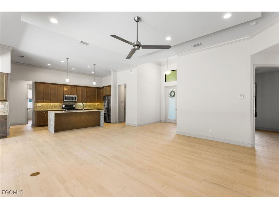 1732 SW 51st Street Cape Coral FL 33914 2025012711 image7