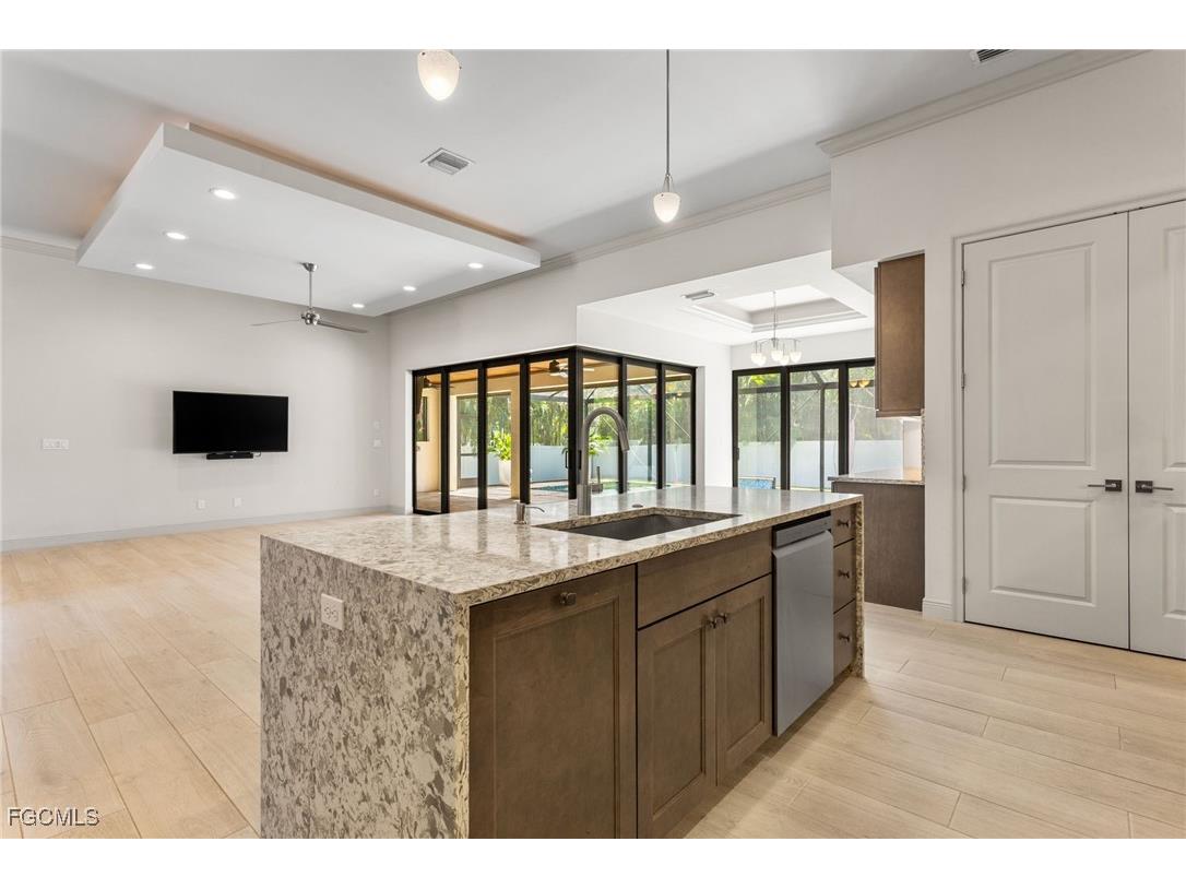 1732 SW 51st Street Cape Coral FL 33914 2025012711 image9