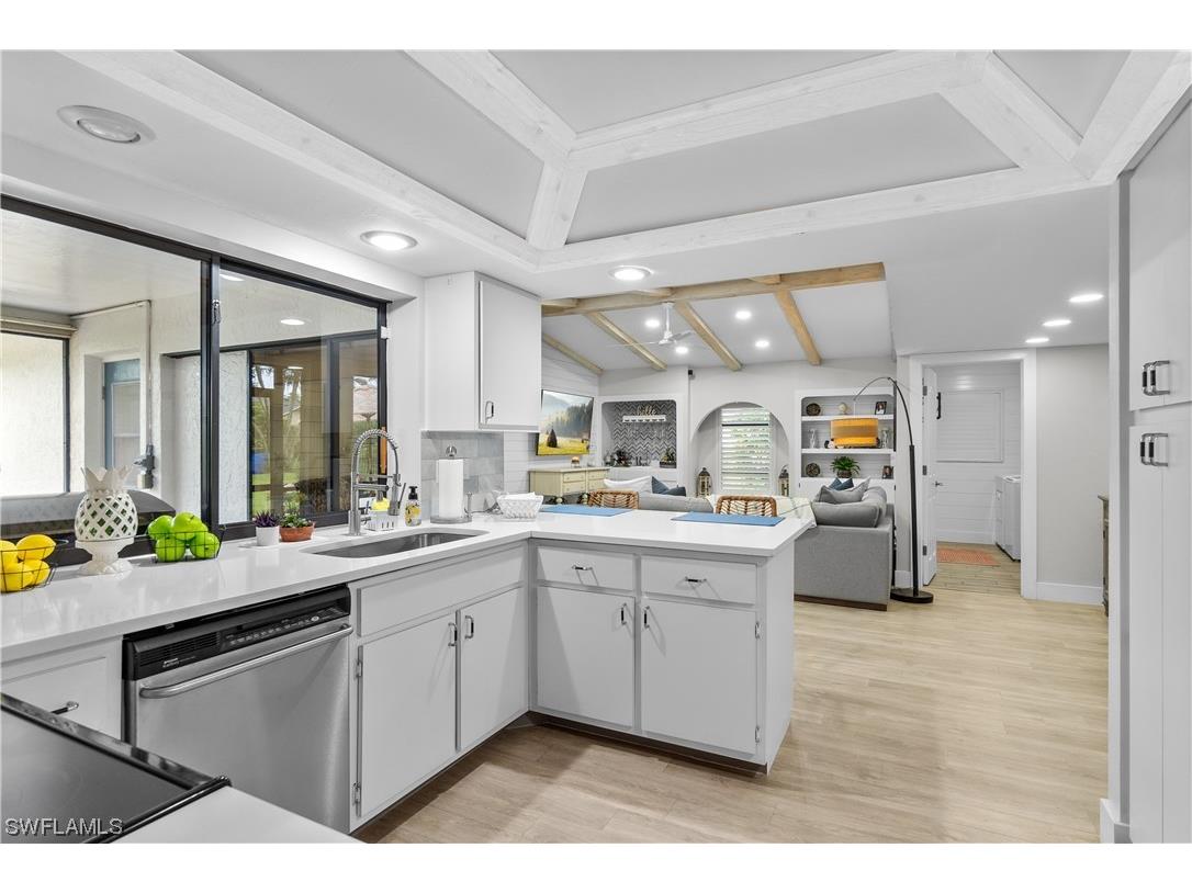 1732 Whiskey Creek Drive Fort Myers FL 33919 223058118 image1