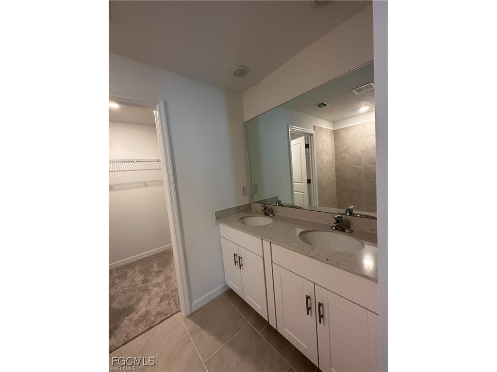 17323 Monte Isola Way North Fort Myers FL 33917 2025015419 image11