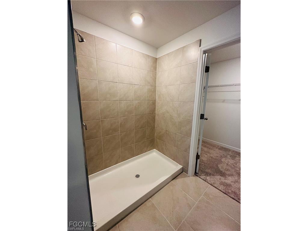 17323 Monte Isola Way North Fort Myers FL 33917 2025015419 image12