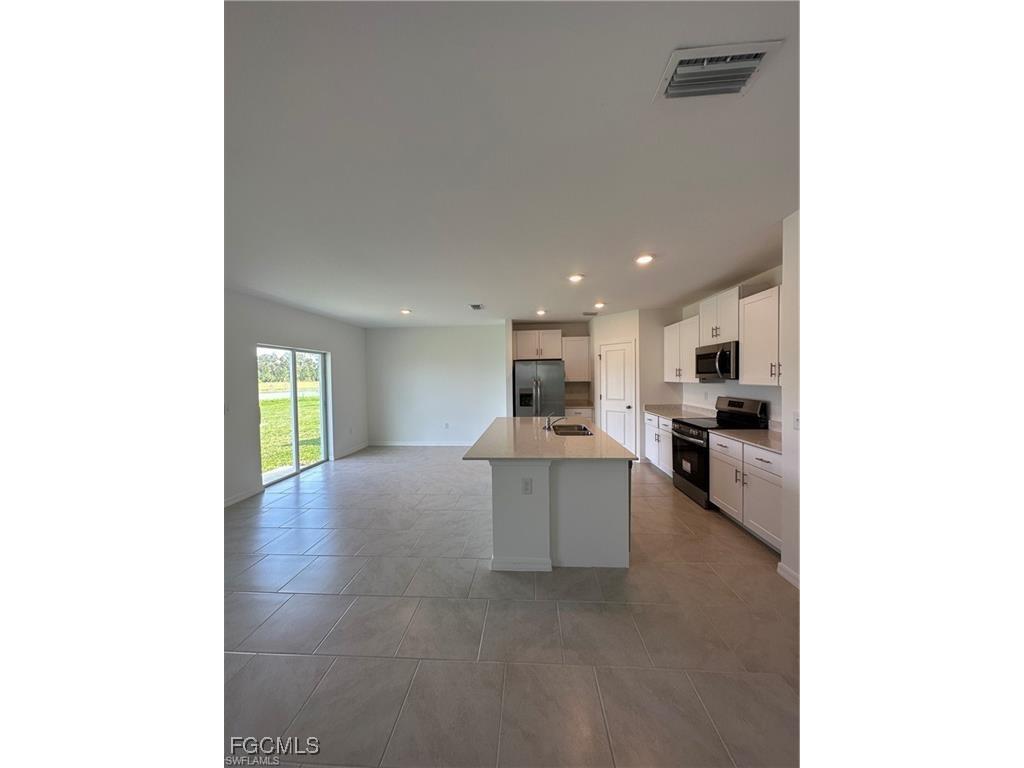 17323 Monte Isola Way North Fort Myers FL 33917 2025015419 image16