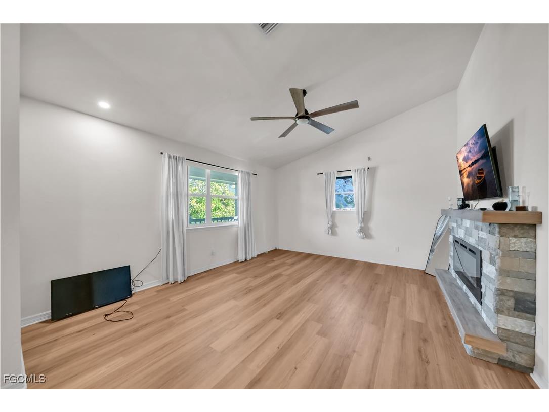 17324/17326 Whitewater Court #326 Fort Myers Beach FL 33931 2026002284 image16