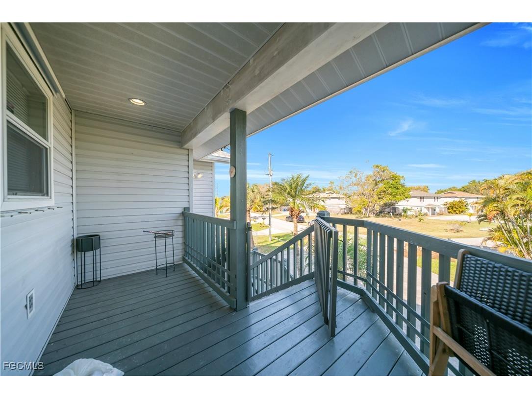 17324/17326 Whitewater Court #326 Fort Myers Beach FL 33931 2026002284 image5