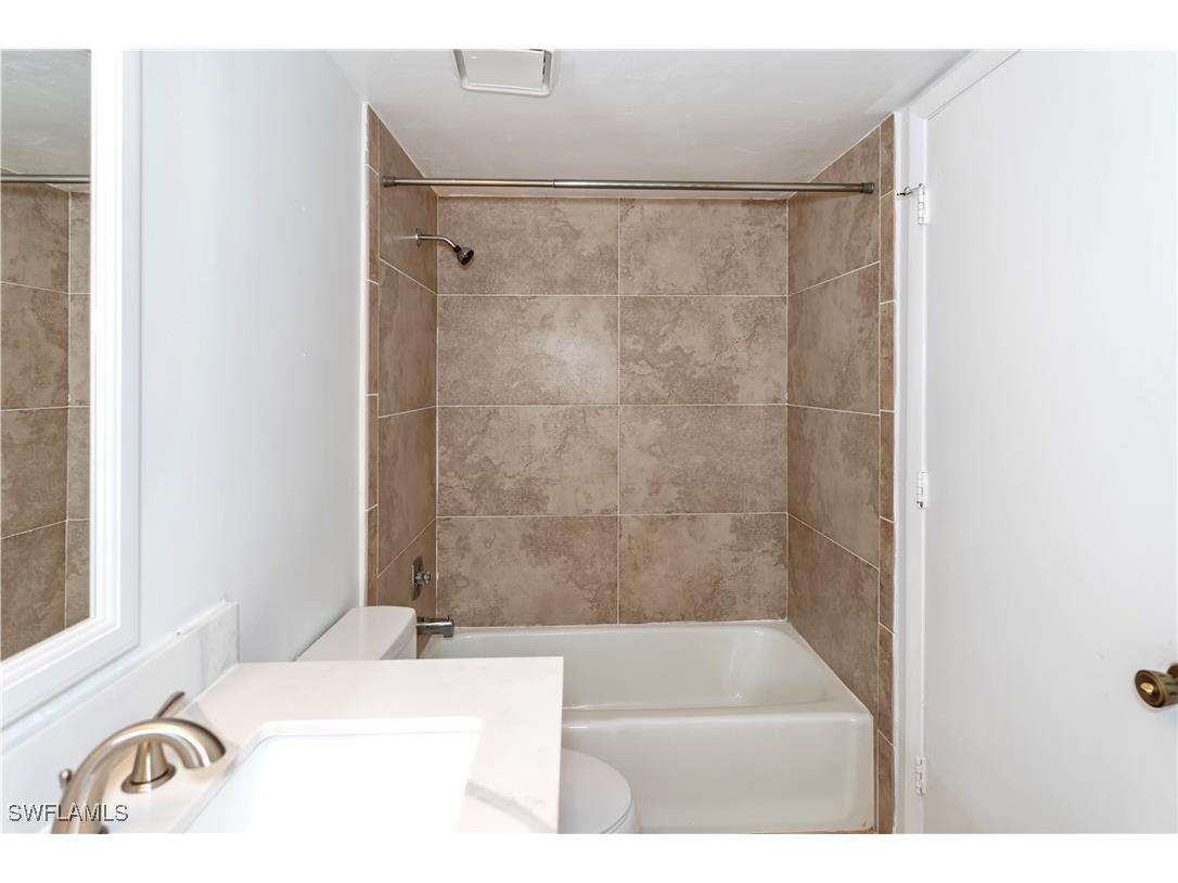 1733 Courtyard Way #204 Naples FL 34112 226000679 image7