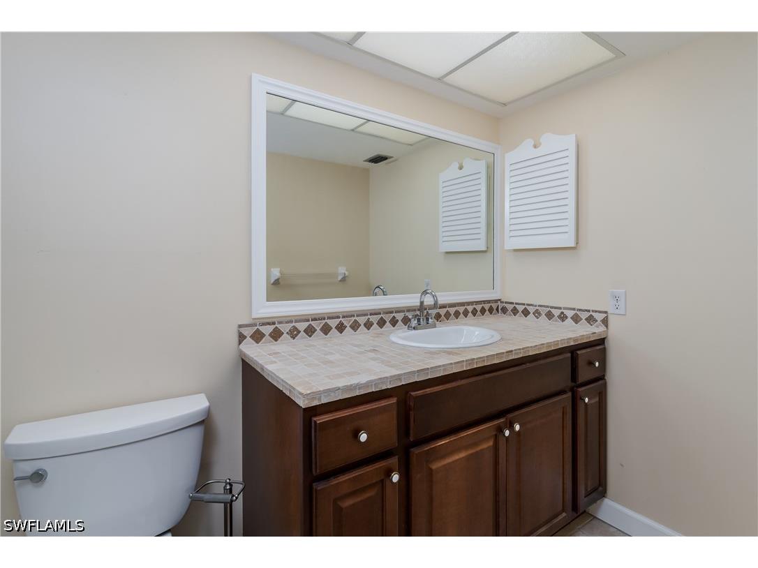 1733 Courtyard Way #B103 Naples FL 34112 226025312 image21
