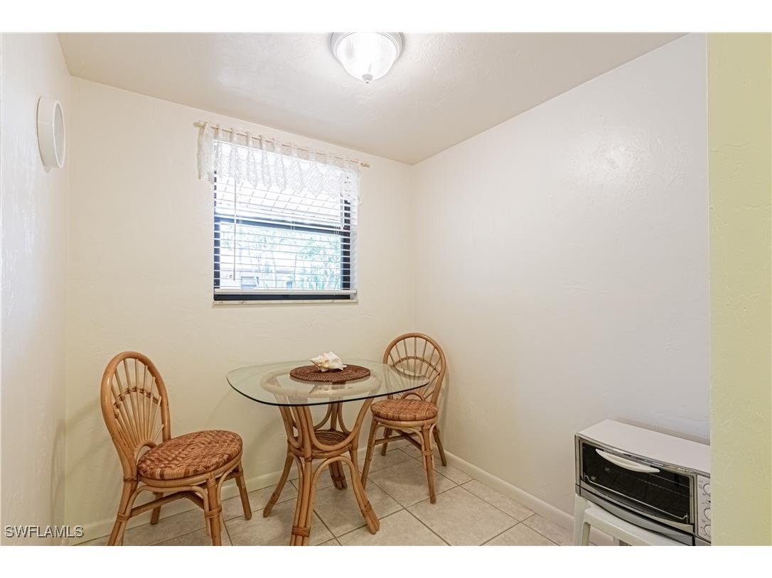 1733 Courtyard Way #B205 Naples FL 34112 225060655 image18